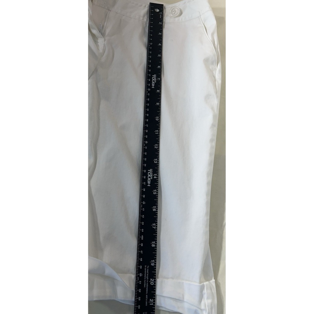 White Cotton Ladies Bermuda Shorts Coquette Beachy Size 6 - Picture 7 of 9